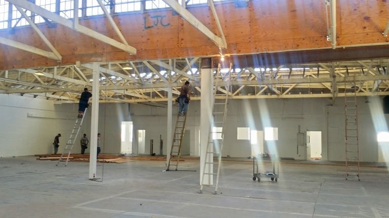 More Photos Of 426 W Almond Ave, Orange Warehouse For Lease