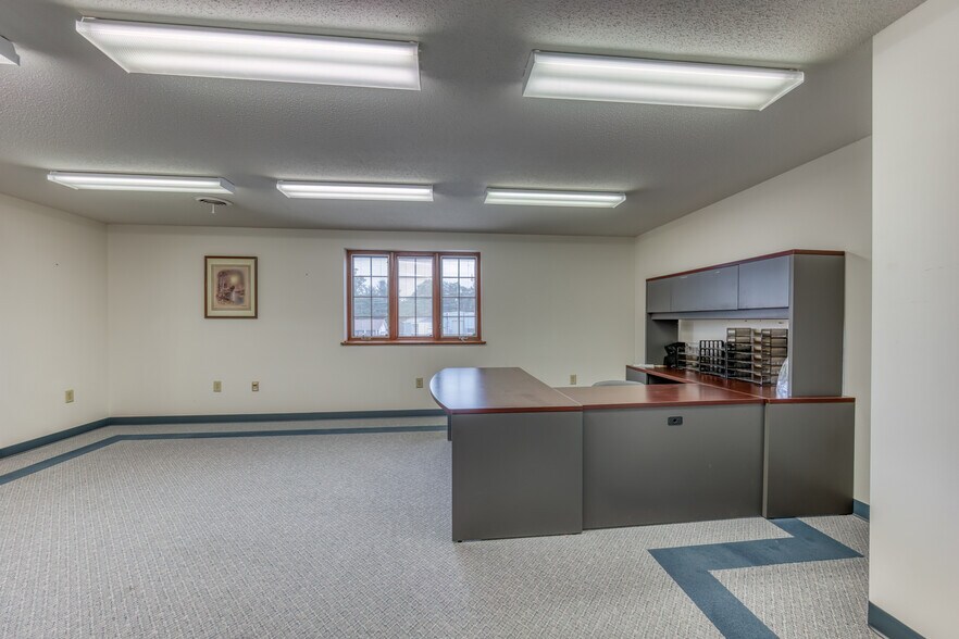 More Photos Of 3545 W Market St, Johnson City Industrial For Sale