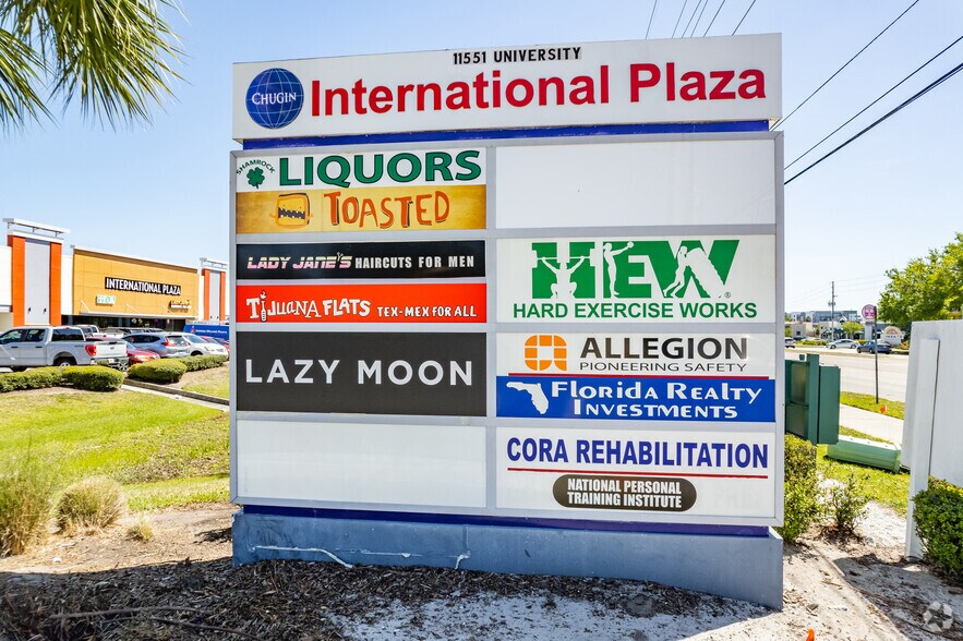 More Photos Of 11551 University Blvd, Orlando General Retail For Lease