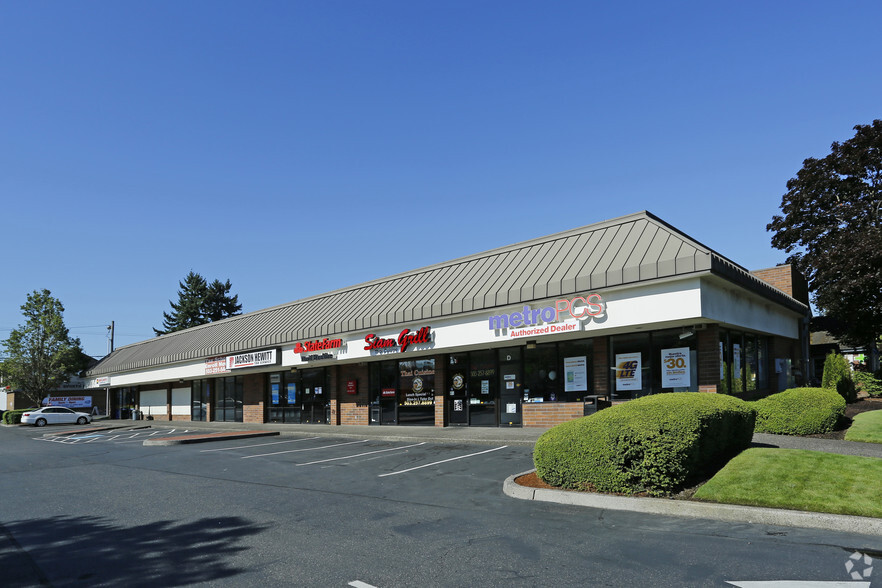 Primary Photo Of 10355 NE Halsey St, Portland General Retail For Lease