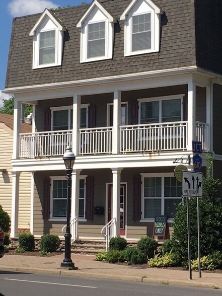 More Photos Of 4 Centennial Ave, Cranford Apartments For Lease