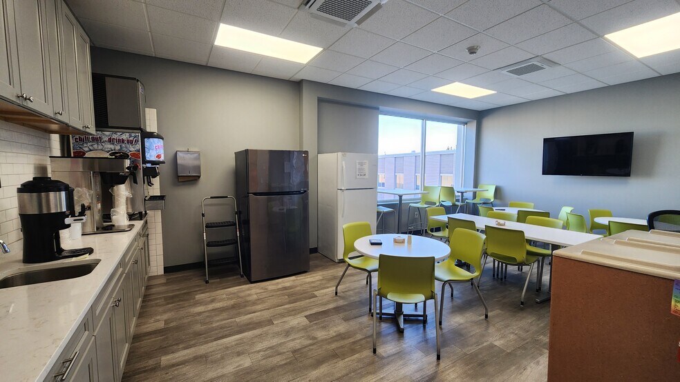 More Photos Of 980 James St, Syracuse Medical For Lease