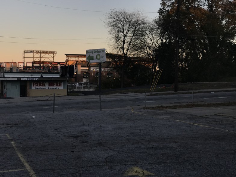 More Photos Of 669 Pryor St, Atlanta General Retail For Sale