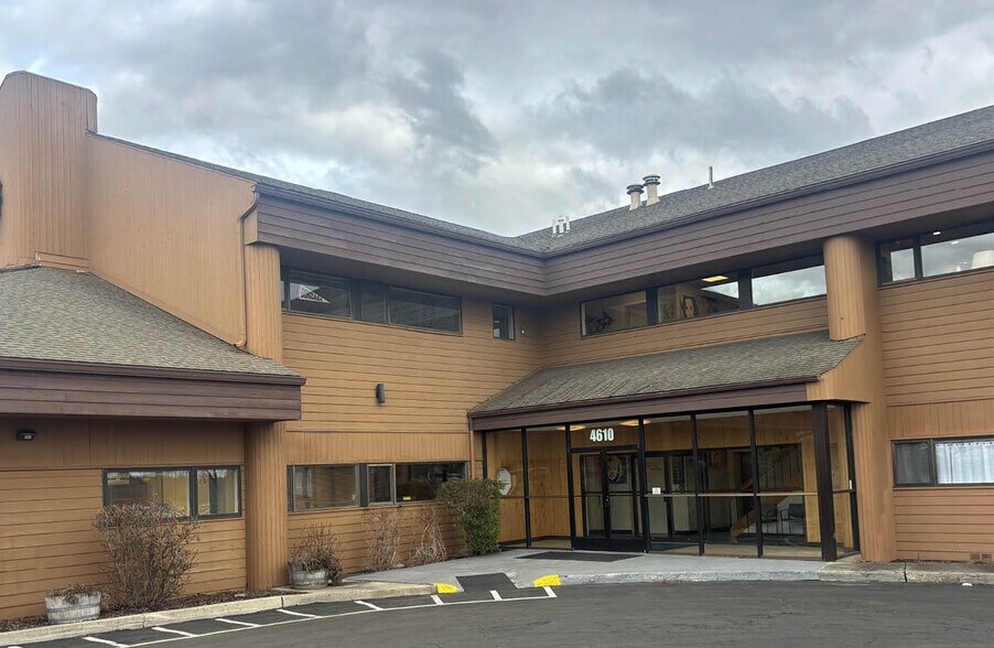 Primary Photo Of 4610 N Ash St, Spokane Medical For Lease