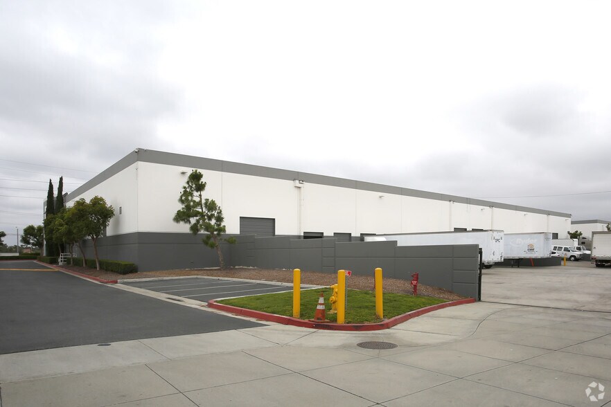 More Photos Of 3788 Milliken Ave, Eastvale Warehouse For Lease