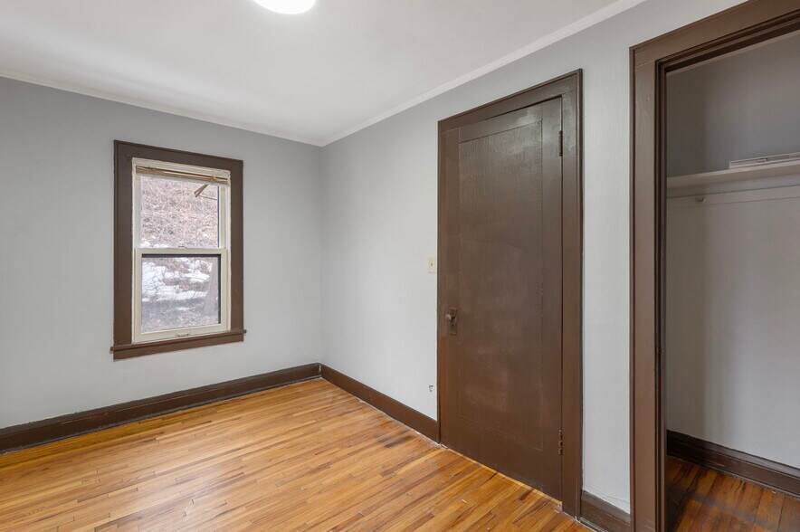 More Photos Of 487 Grand Ave, Saint Paul Apartments For Sale