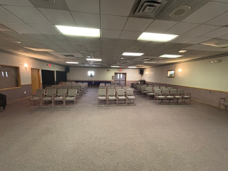 More Photos Of 11250 Hayes St, Detroit Religious Facility For Sale