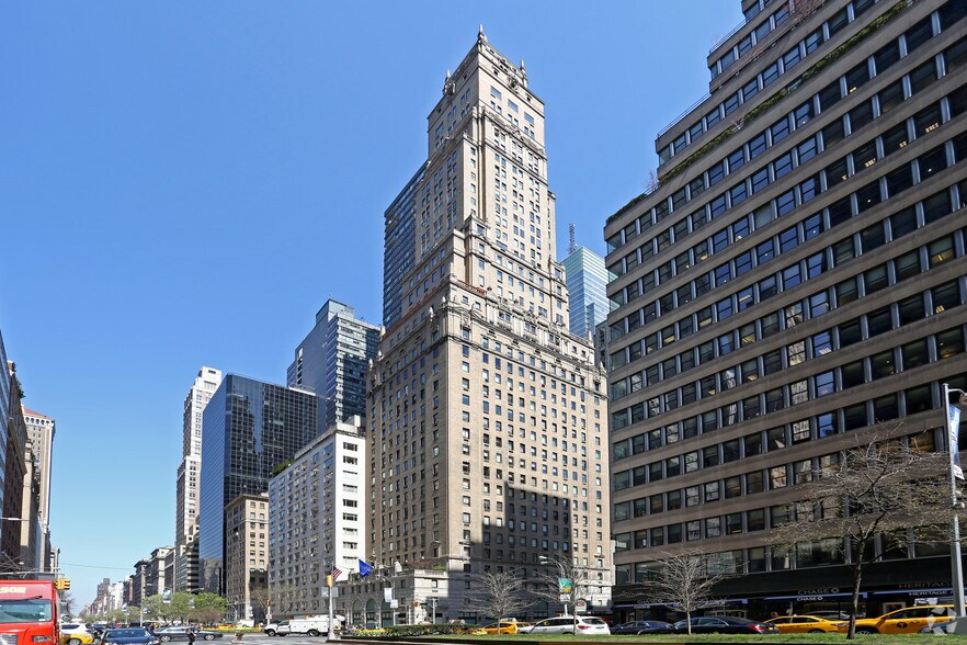 More Photos Of 101-111 E 57th St, New York Apartments For Lease