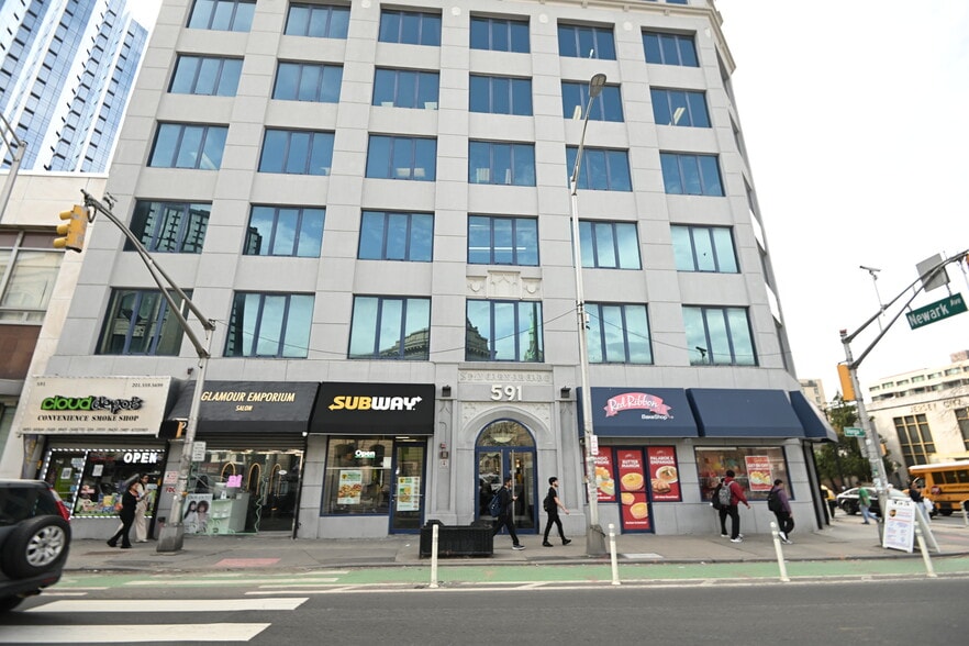 More Photos Of 591 Summit Ave, Jersey City Office Residential For Lease