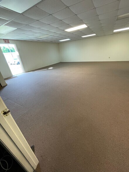 More Photos Of 2260 Harrington Hwy, Eden Industrial For Sale