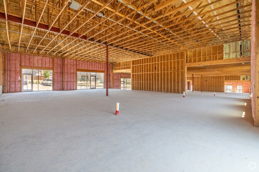 More Photos Of 250 Gerault Rd, Flower Mound Medical For Sale