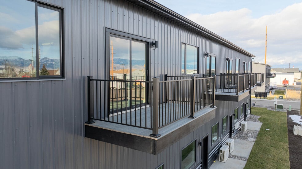 More Photos Of 202 Fletching Way, Belgrade Industrial For Sale