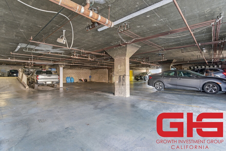 More Photos Of 939 W College St, Los Angeles Apartments For Sale