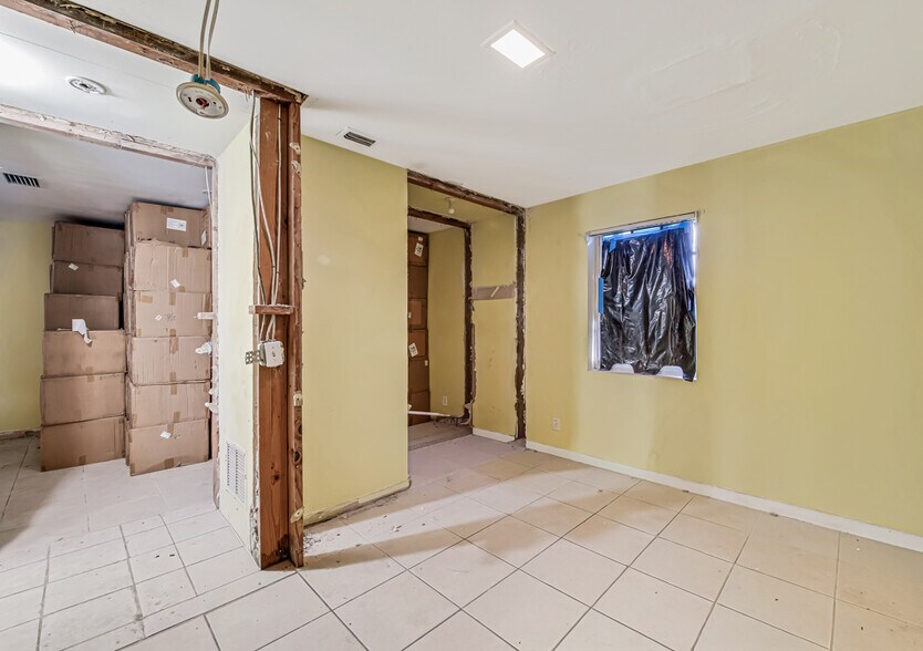 More Photos Of 3565 S Jog Rd, Greenacres Office For Sale
