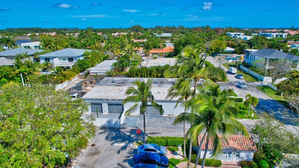 More Photos Of 705 Bond Way, Delray Beach Showroom For Sale