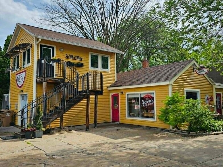 More Photos Of 823 S 4th St, Stillwater Freestanding For Lease