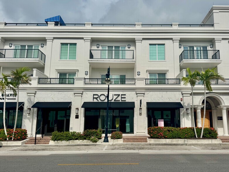 Primary Photo Of 494 5th St S, Naples General Retail For Lease