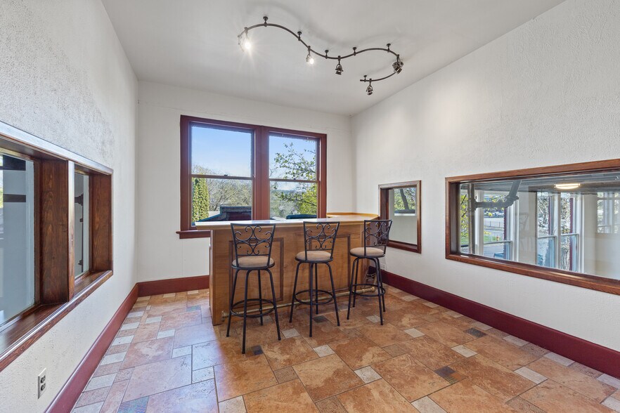 More Photos Of 5634 E Commerce Ave, Spokane Apartments For Sale