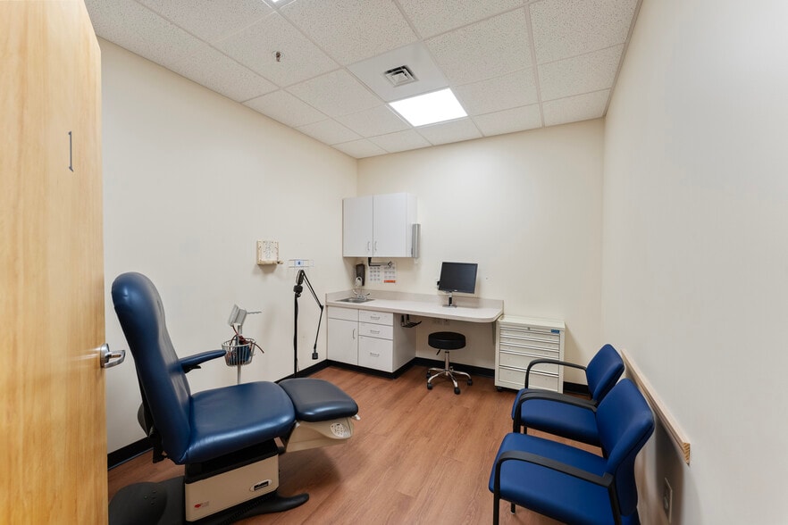 More Photos Of 265 Benton Dr, East Longmeadow Medical For Sale