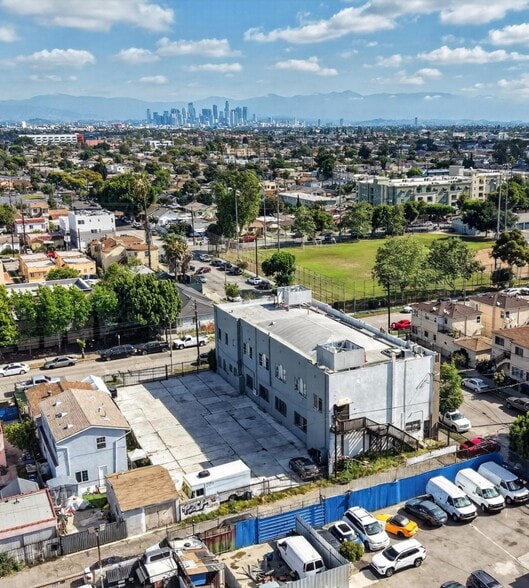 More Photos Of 7101 Menlo Ave, Los Angeles Religious Facility For Sale