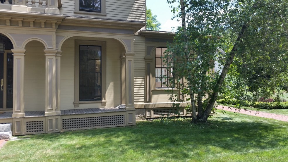 More Photos Of 18 N Main St, Sherborn Office For Lease