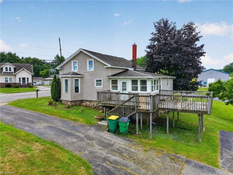 More Photos Of 3045 W Prospect Rd, Ashtabula Flex For Sale