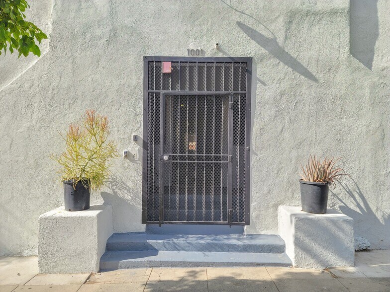 More Photos Of 1001 Hyperion Ave, Los Angeles Apartments For Sale