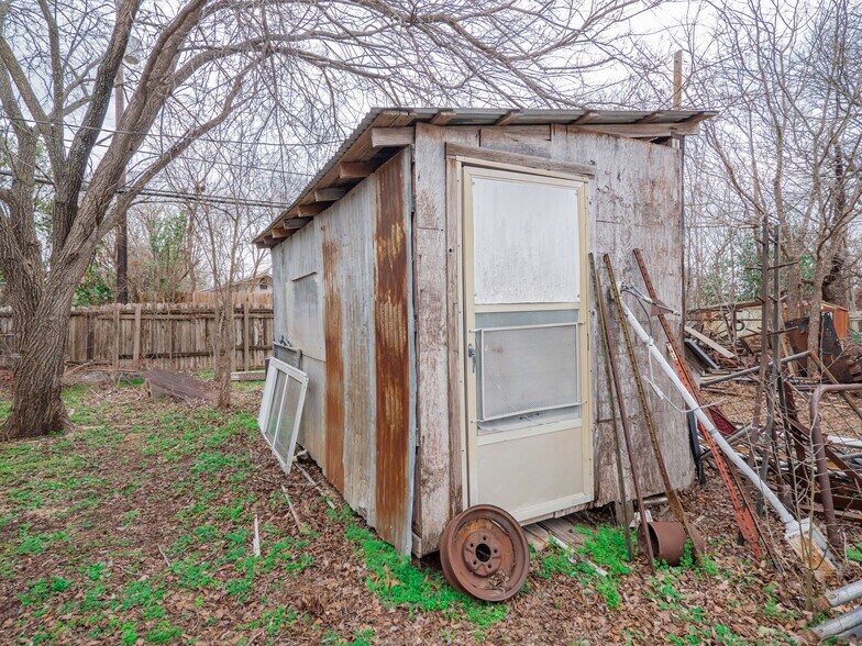 More Photos Of 201 S Highway 183, Leander Flex For Sale