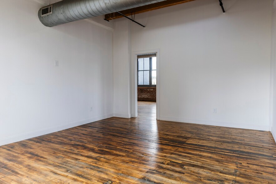More Photos Of 1100 Sycamore St, Cincinnati Loft Creative Space For Lease