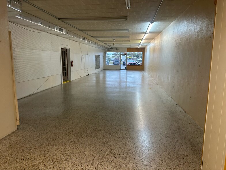 More Photos Of 3642 Tamiami Trl, Port Charlotte Unknown For Lease