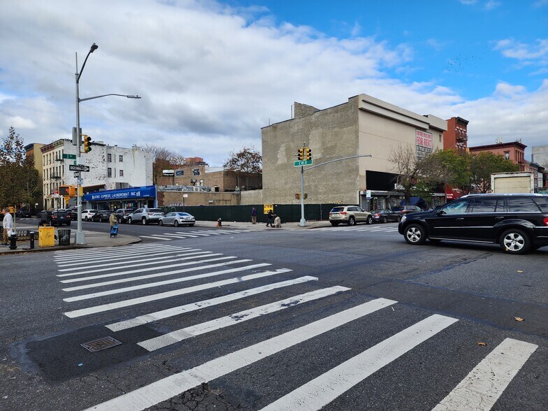 More Photos Of 2102 3rd Ave, New York Land For Lease