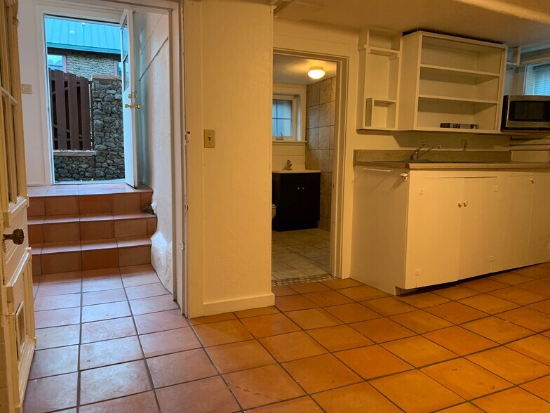 More Photos Of 309 N Humphreys St, Flagstaff Apartments For Sale