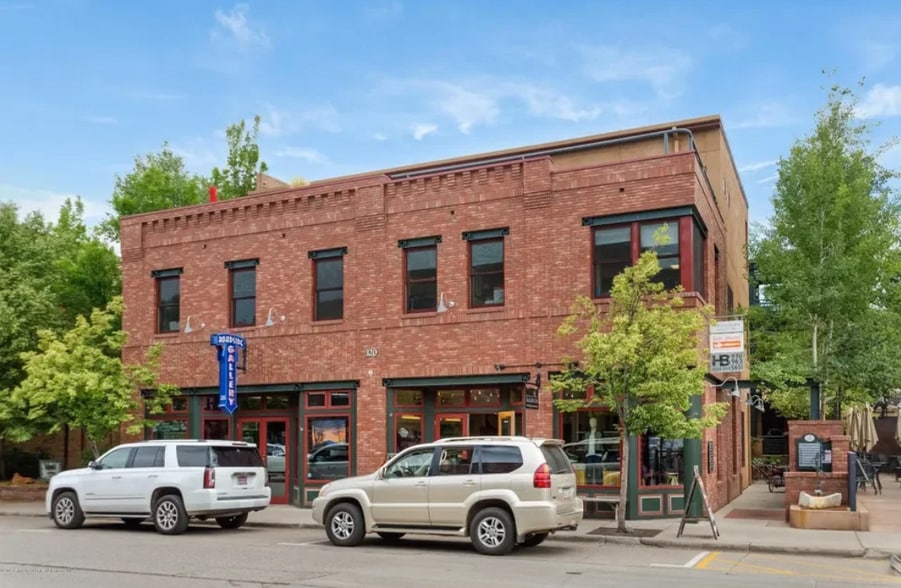 Primary Photo Of 320 Main St, Carbondale Restaurant For Lease