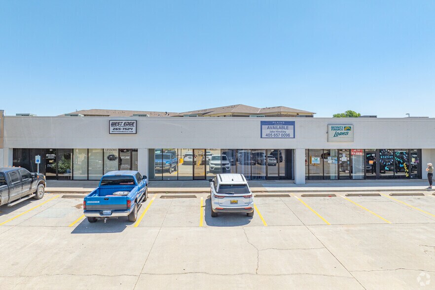 More Photos Of 917-953 Cornwell Dr, Yukon General Retail For Lease