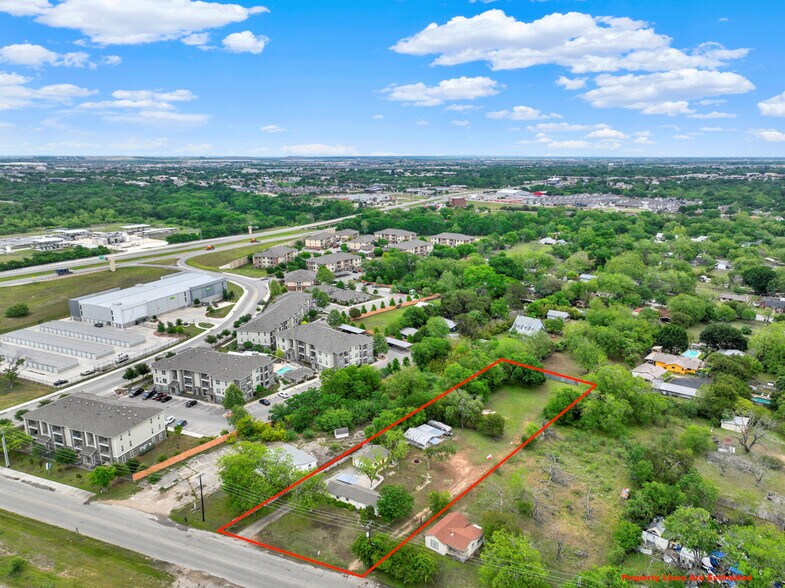 More Photos Of 1959 Gruene Rd, New Braunfels Office For Sale