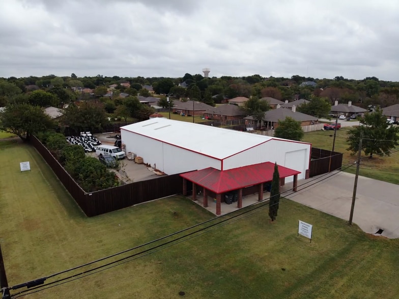 More Photos Of 104 E 7th St, Prosper Warehouse For Sale