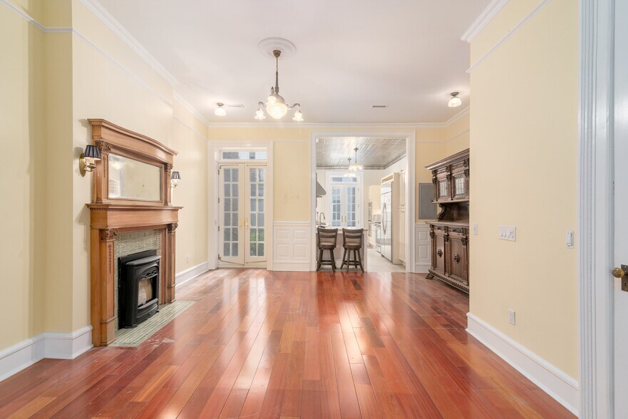 More Photos Of 338 W 71st St, New York Apartments For Sale