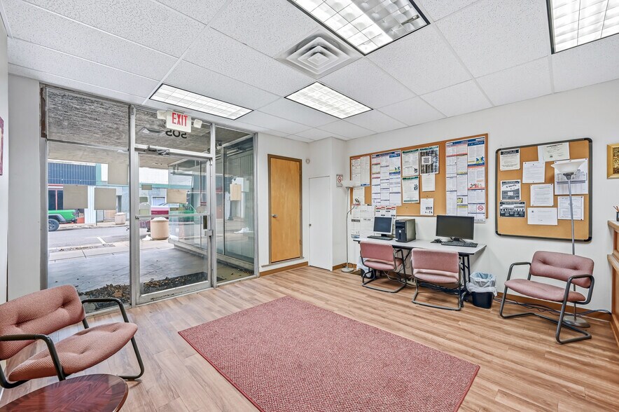 More Photos Of 501-505 Market St, East Liverpool Storefront For Sale