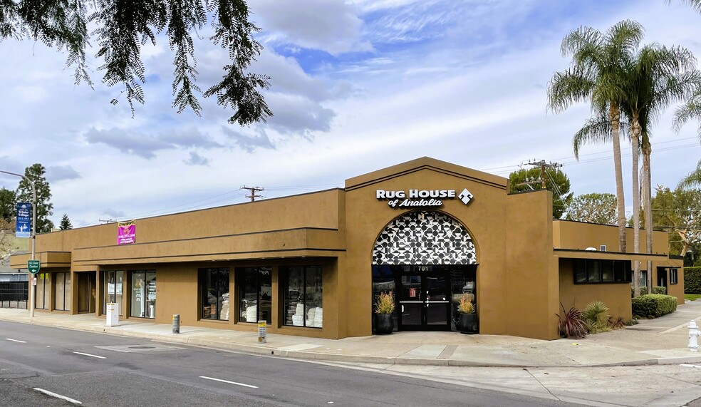 Primary Photo Of 701-707 W 17th St, Santa Ana Storefront Retail Office For Lease