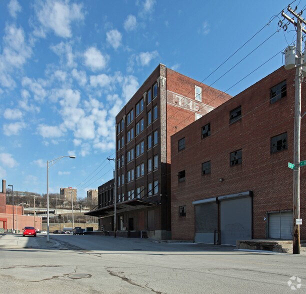 More Photos Of 1127 W 8th St, Kansas City Industrial For Sale