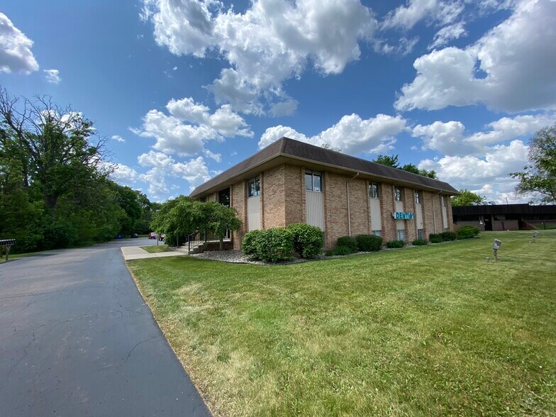 More Photos Of 2290 E Hill Rd, Grand Blanc Medical For Lease