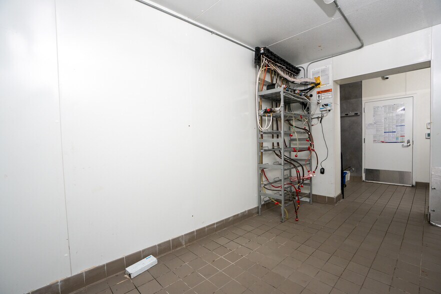 More Photos Of 7393 El Cajon Blvd, La Mesa Fast Food For Sale