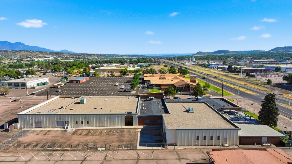 More Photos Of 3450 N Nevada Ave, Colorado Springs Flex For Lease