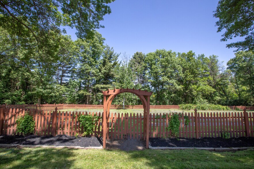 More Photos Of 1039 Old York Rd, East Amwell Township Restaurant For Sale