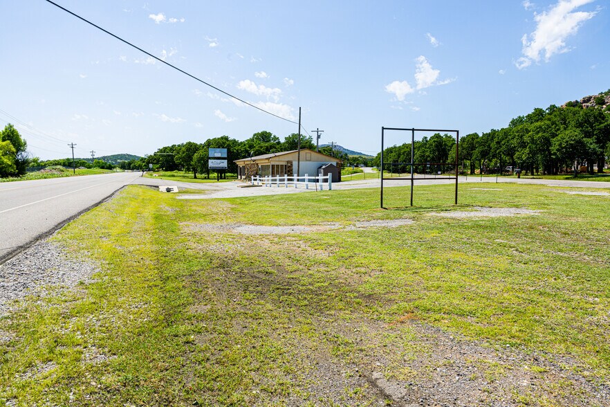 More Photos Of 19857 State Highway 49, Medicine Park Self Storage For Sale