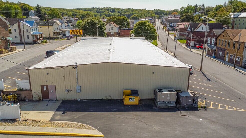 More Photos Of 616 Main St, Gallitzin Freestanding For Sale