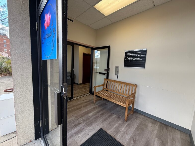 More Photos Of 294-298 State St, Hackensack Medical For Sale