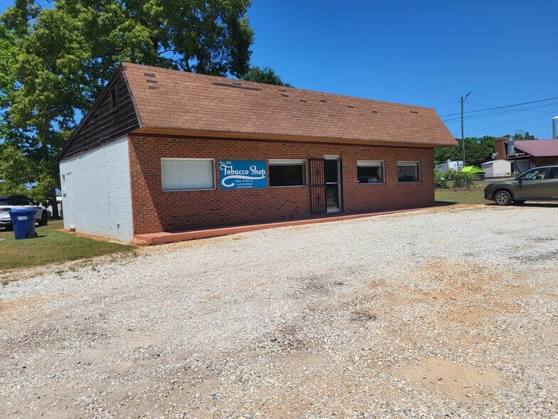 More Photos Of 8582 US Highway 29 N, Cusseta General Retail For Sale