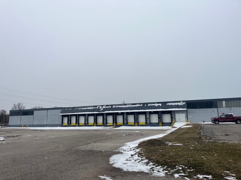 More Photos Of 402 Royal Rd, Michigan City Manufacturing For Lease
