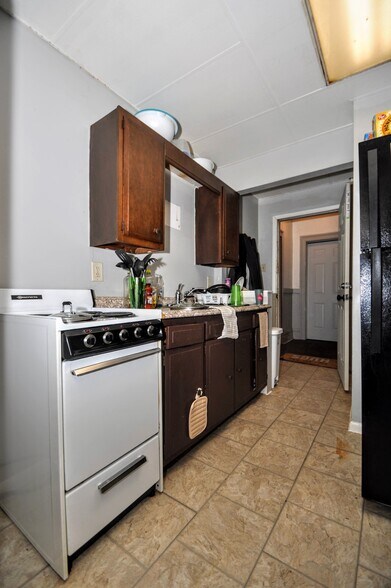 More Photos Of 200 E Elizabeth St, Pittsburgh Apartments For Sale